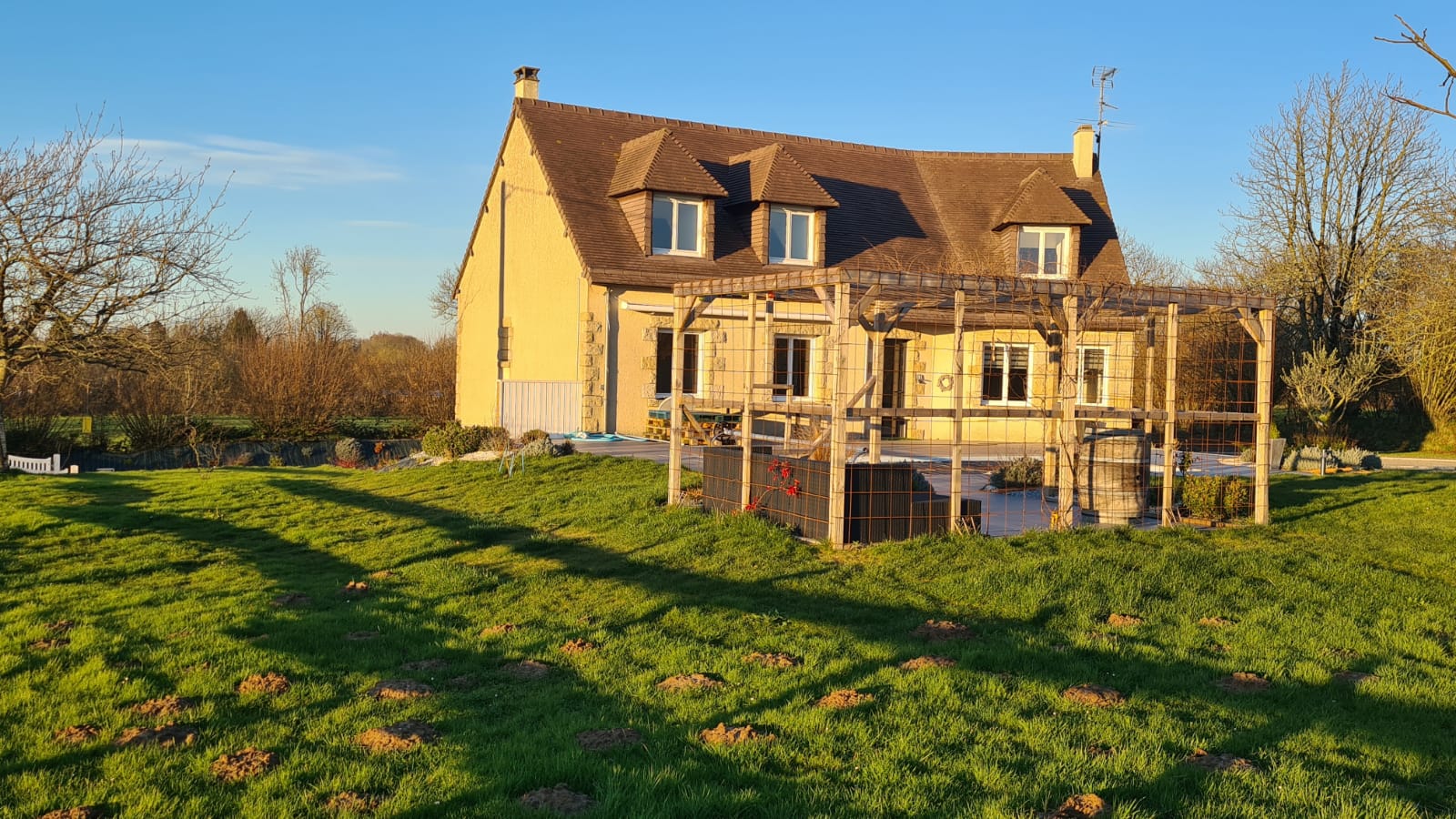 La Maison De Milois Location Gite Granville Exterieur 1