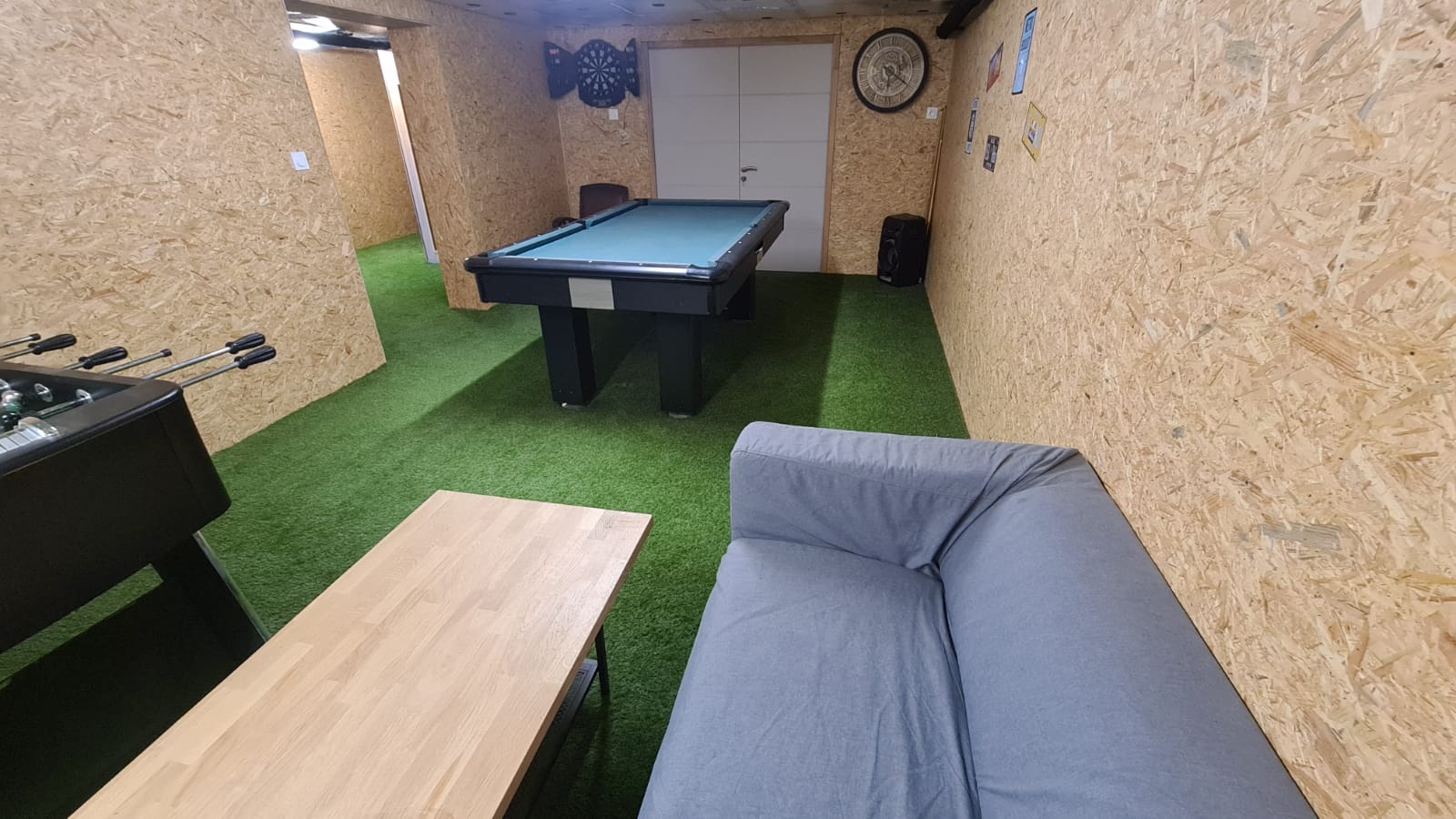 La Maison De Milois Location Gite Granville Salle De Jeux 2